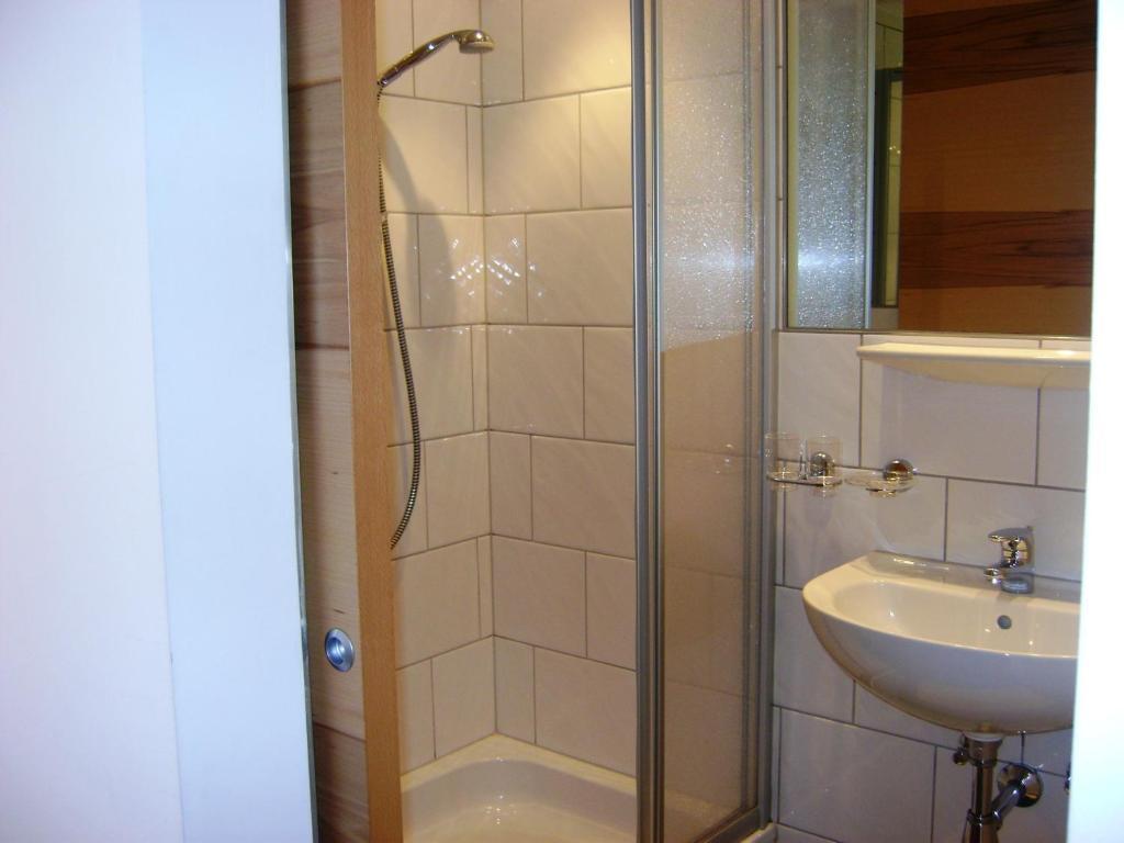 Almandin Apartments イシュグル 部屋 写真